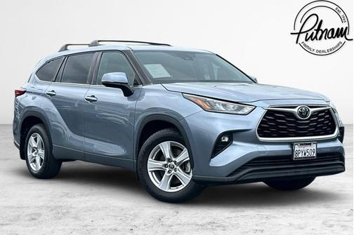 2020 Toyota Highlander LE