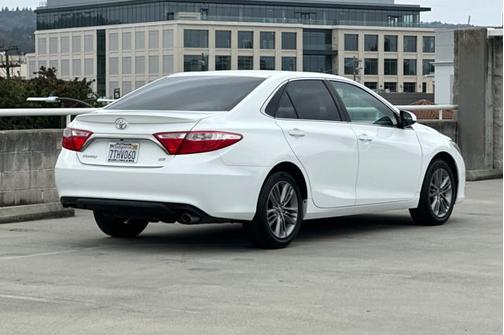 2016 Toyota Camry SE