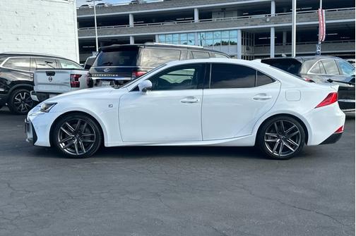 2019 Lexus IS 300 BASE