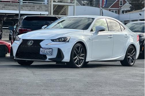 2019 Lexus IS 300 BASE
