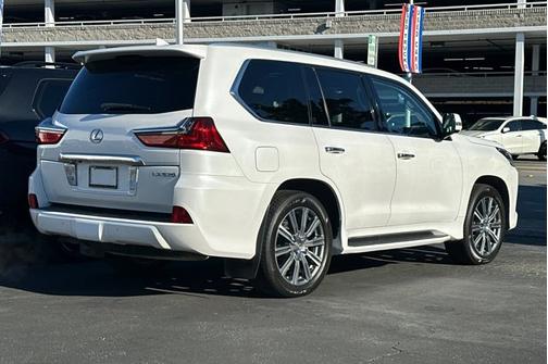 2017 Lexus LX 570 BASE