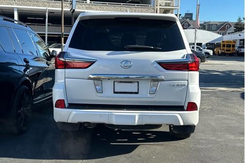 2017 Lexus LX 570 BASE