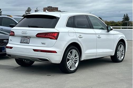 2018 Audi Q5 2.0T QUATTRO TECH PREMIUM PLUS