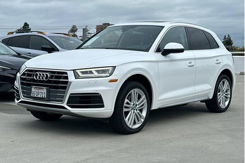 2018 Audi Q5 2.0T QUATTRO TECH PREMIUM PLUS