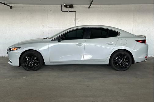 2025 Mazda Mazda3 SELECT