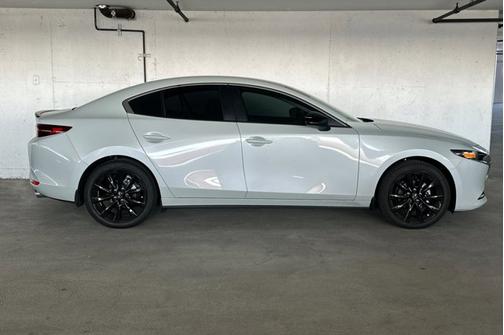 2025 Mazda Mazda3 SELECT