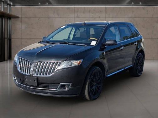 Tuxedo Black Metallic 2013 Lincoln MKX Base