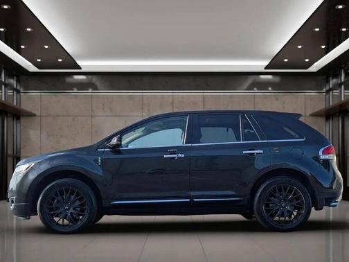 Tuxedo Black Metallic 2013 Lincoln MKX Base