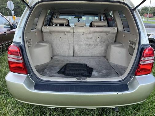2003 Toyota Highlander Base