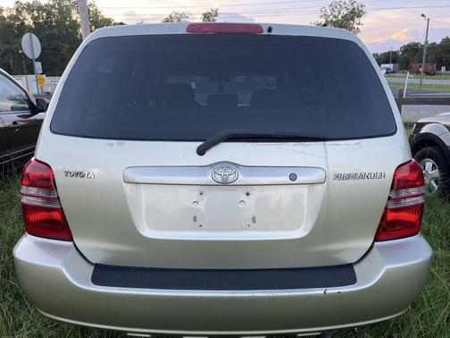 2003 Toyota Highlander Base