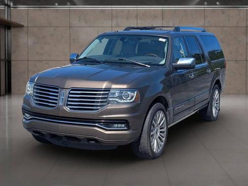 2015 Lincoln Navigator Base