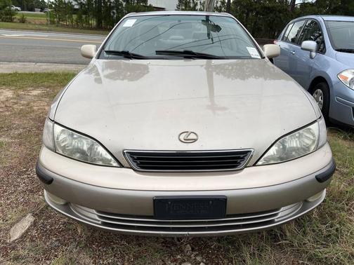 1998 Lexus ES 300 Base