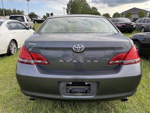 2008 Toyota Avalon XL