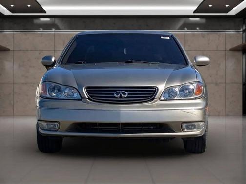 2002 INFINITI I35 Luxury