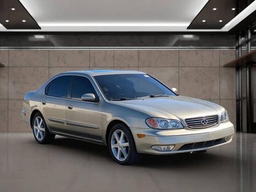 2002 INFINITI I35 Luxury