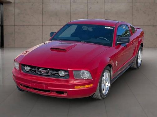 2008 Ford Mustang Deluxe