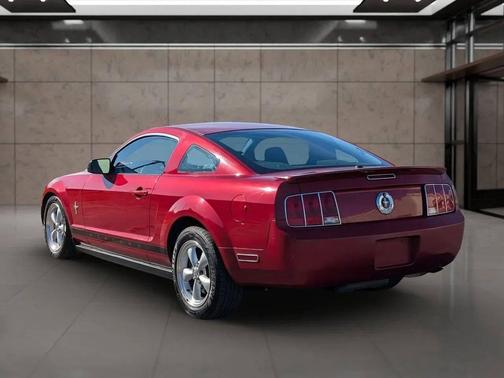 2008 Ford Mustang Deluxe