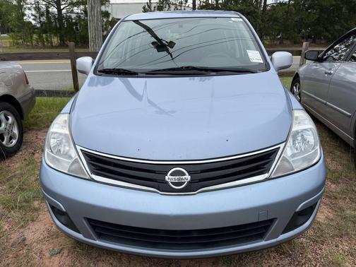 2011 Nissan Versa 1.8 S