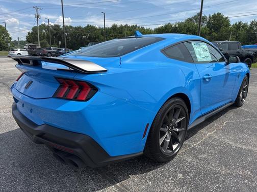 2025 Ford Mustang Dark Horse Fastback