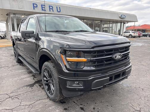 Agate Black Metallic 2026 Ford F-150 XLT Truck
