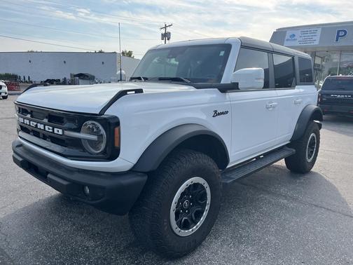 2022 Ford Bronco Outer Banks