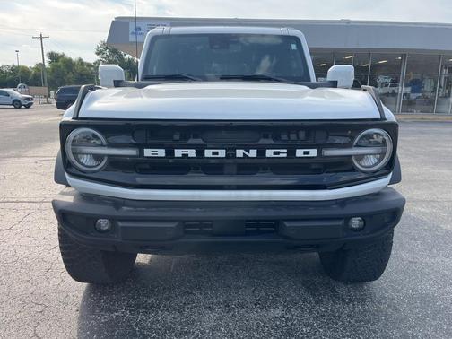 2022 Ford Bronco Outer Banks