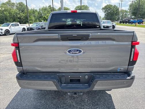 2023 Ford F-150 Lightning XLT