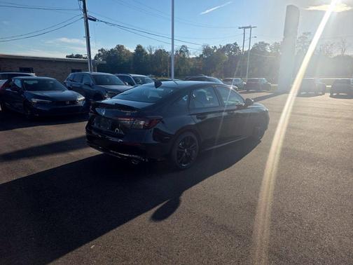 Crystal Black Pearl 2025 Honda Civic Si
