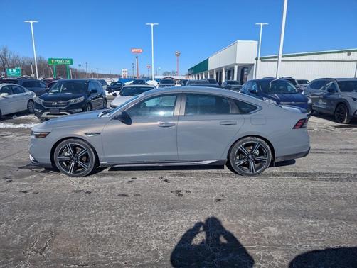 2023 Honda Accord Hybrid Sport