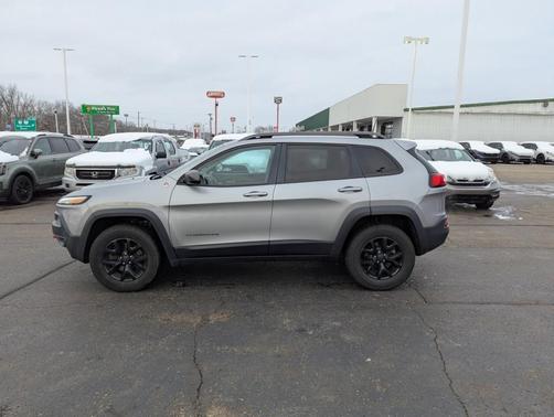 2016 Jeep Cherokee Trailhawk