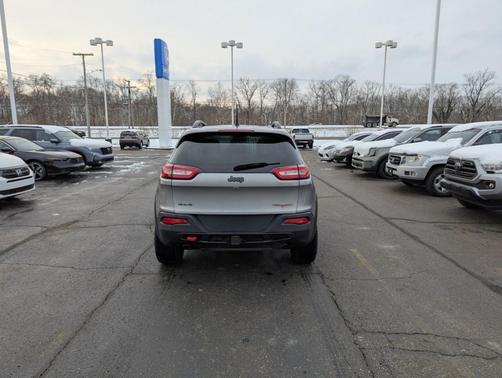 2016 Jeep Cherokee Trailhawk
