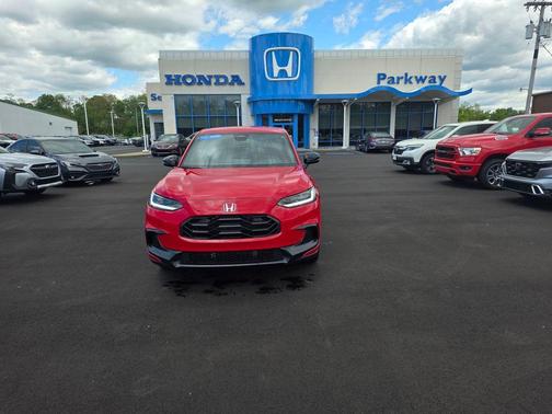 Milano Red 2025 Honda HR-V Sport
