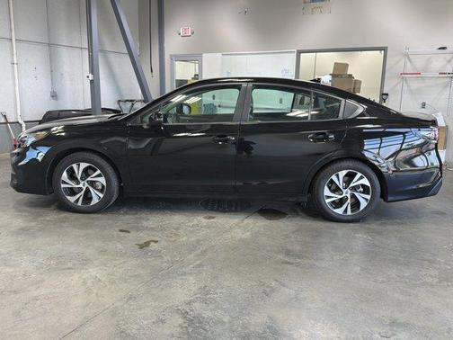 Crystal Black Silica 2025 Subaru Legacy Premium