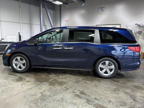 Obsidian Blue Pearl 2019 Honda Odyssey EX