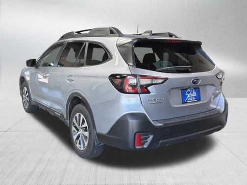 Ice Silver Metallic 2020 Subaru Outback Premium