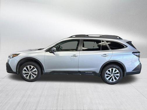Ice Silver Metallic 2020 Subaru Outback Premium