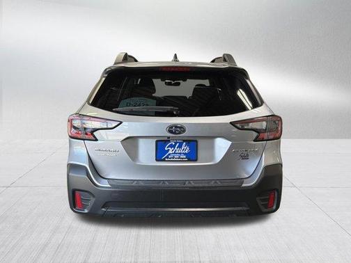 Ice Silver Metallic 2020 Subaru Outback Premium