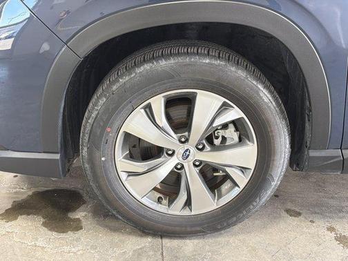 2024 Subaru Ascent Premium