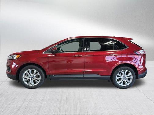 Rapid Red Metallic Tinted Clearcoat 2022 Ford Edge Titanium