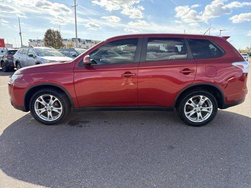 2015 Mitsubishi Outlander SE