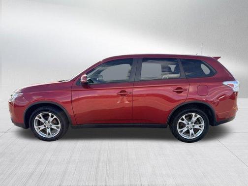 2015 Mitsubishi Outlander SE