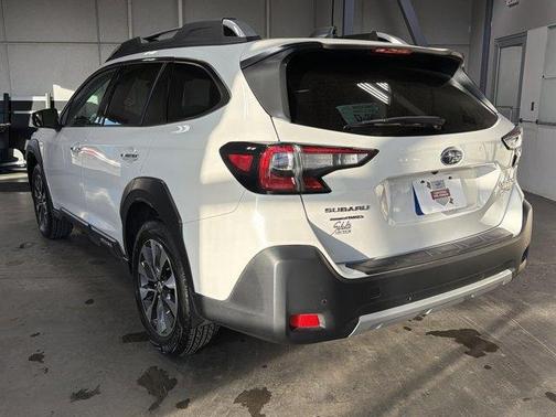 2025 Subaru Outback Touring