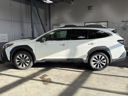 2025 Subaru Outback Touring