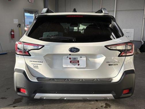 2025 Subaru Outback Touring