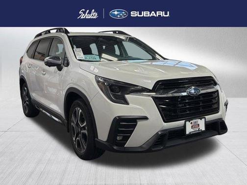 Crystal White Pearl 2023 Subaru Ascent Limited 7-Passenger