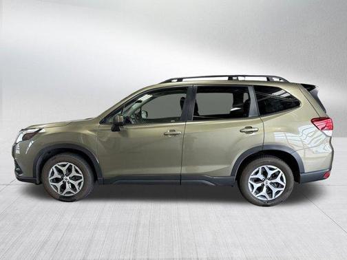 Autumn Green Metallic 2024 Subaru Forester Premium