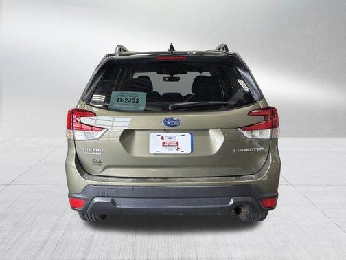 Autumn Green Metallic 2024 Subaru Forester Premium