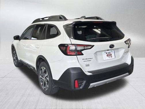 Crystal White Pearl 2021 Subaru Outback Limited