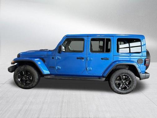 2022 Jeep Wrangler Unlimited Sahara Altitude