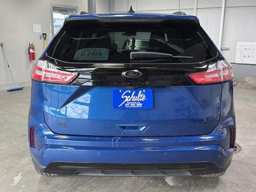 2023 Ford Edge SE